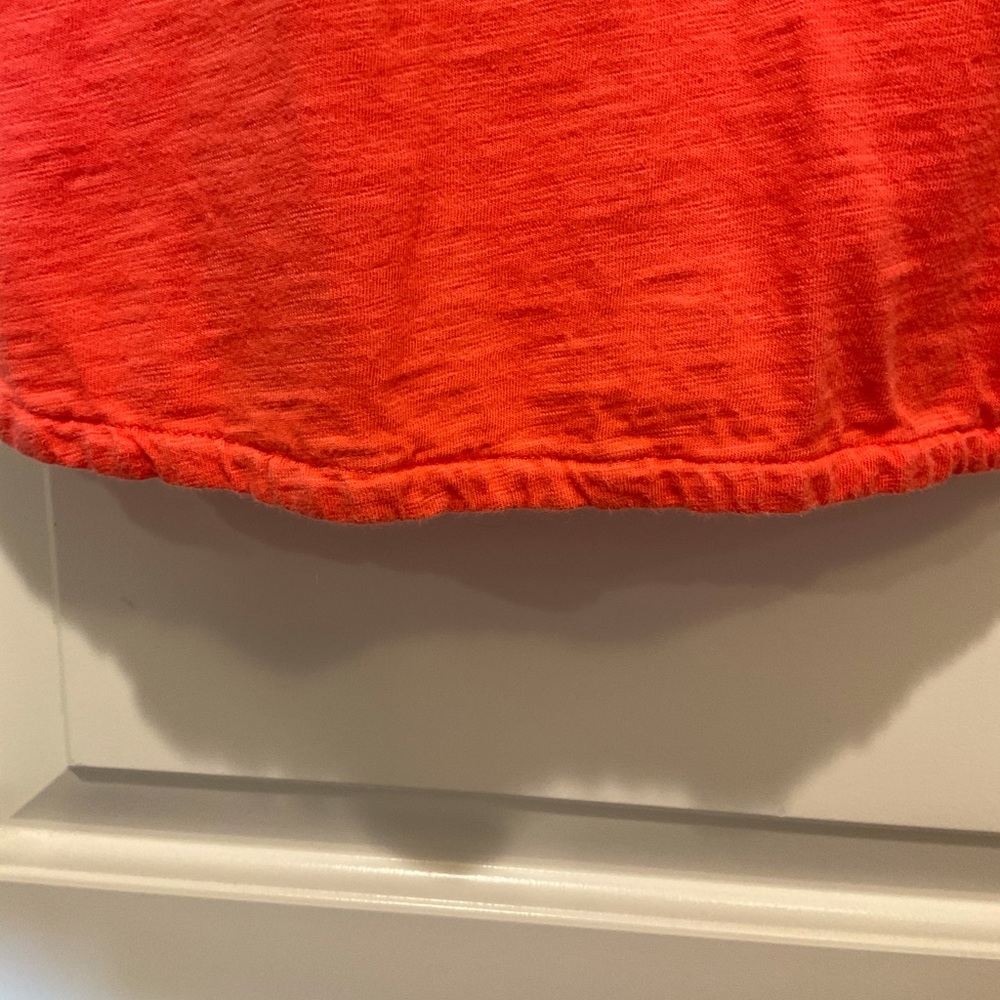 Lands End Button tank - Picture 5 of 8